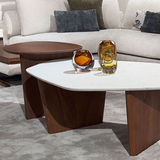 ARC Meja Kopi dengan Permukaan Quartz dan Aksen Kayu