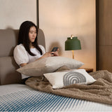 CRUISE Rangka Tempat Tidur dengan Fitur Ergonomis Pada Headboard